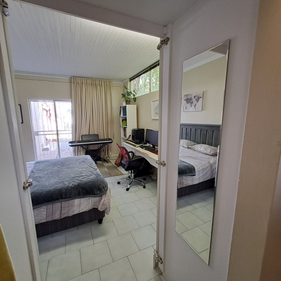 5 Bedroom Property for Sale in Heuwelsig Free State